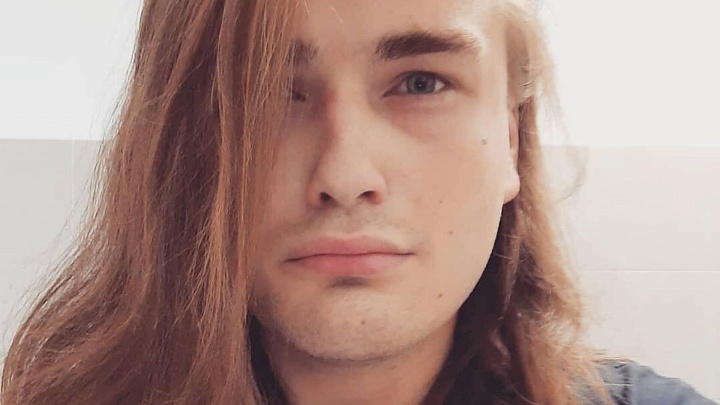 Умер актер дубляжа Петр Вечерков