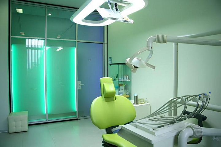 Однодневная имплантация зубов в Москве в Центре Современной Стоматологии CSSdent